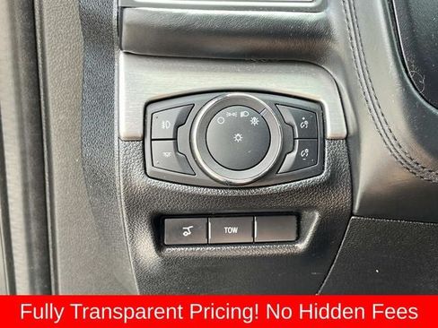 Used 2018 Ford Explorer Platinum AWD/4WD image 29