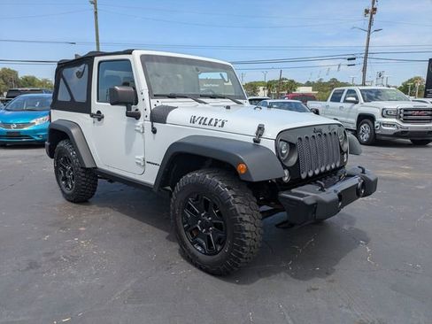 Used 2016 Jeep Wrangler Sport AWD/4WD image 3