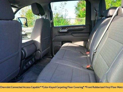 Used 2024 Chevrolet Silverado 2500 LT image 23