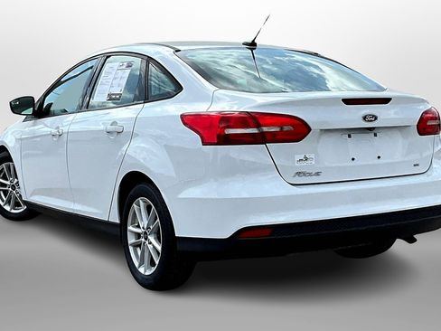 Used 2018 Ford Focus SE image 10