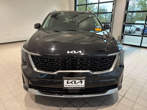 Used 2024 Kia Sorento S w/ Panoramic Sunroof Package image 8