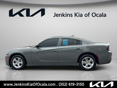 Used 2023 Dodge Charger SXT RWD image 6