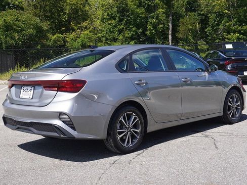 Used 2023 Kia Forte LXS FWD image 6