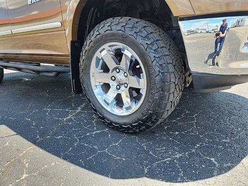 Used 2012 RAM 1500 Laramie AWD/4WD image 3