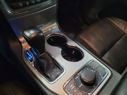 Used 2018 Jeep Grand Cherokee Limited image 26