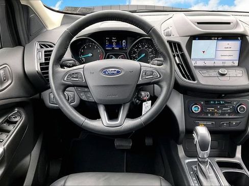 Used 2018 Ford Escape SEL image 5