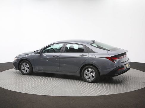 Used 2024 Hyundai Elantra SE FWD image 60