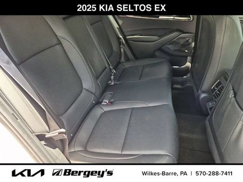 Certified 2025 Kia Seltos EX AWD/4WD image 27