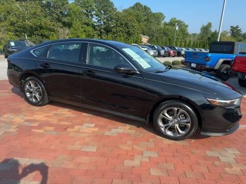Certified 2024 Honda Accord EX image 4