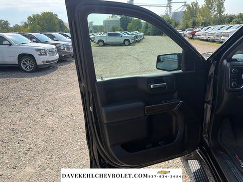 Used 2021 Chevrolet Silverado 1500 RST AWD/4WD image 9