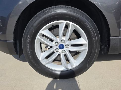 Used 2017 Ford Edge SEL w/ Equipment Group 201A AWD/4WD image 10