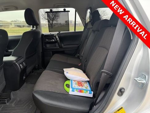 Used 2021 Toyota 4Runner TRD Off-Road image 16