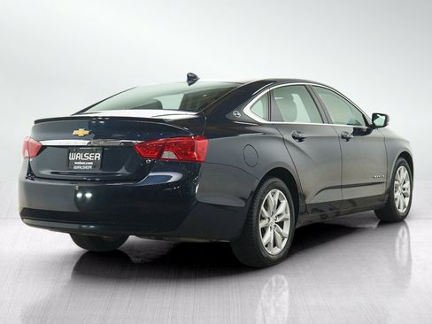 Used 2019 Chevrolet Impala LT w/ Sunroof and Spoiler Package FWD image 5
