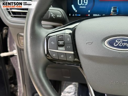 Used 2024 Ford Escape Platinum AWD/4WD image 16