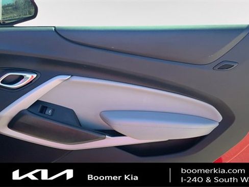 Used 2020 Chevrolet Camaro LT image 10