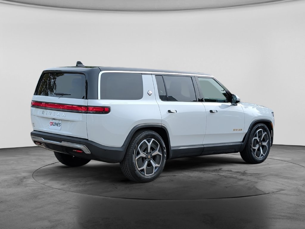 Used 2024 Rivian R1S Adventure Quad AWD/4WD image 7