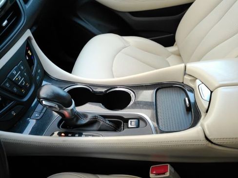 Used 2017 Buick Envision Preferred image 38