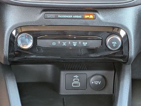 New 2026 Ford Escape SE image 17