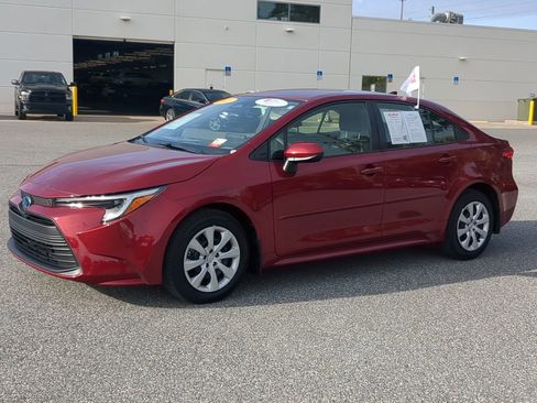 Used 2023 Toyota Corolla LE image 10