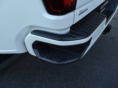 Used 2022 GMC Sierra 3500 Denali AWD/4WD image 52