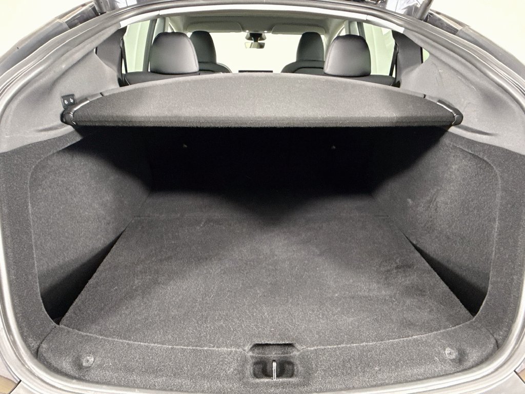 Used 2026 Tesla Model Y AWD image 29