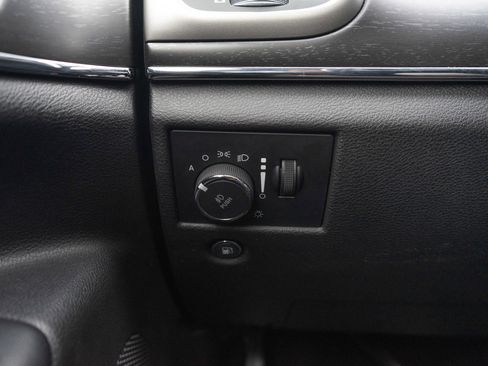 Used 2018 Jeep Grand Cherokee Limited w/ Trailer Tow Group IV image 15