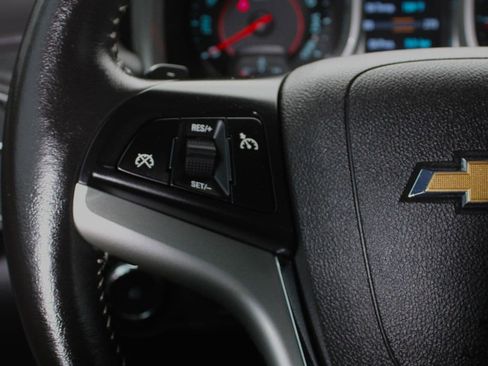 Used 2015 Chevrolet Camaro LT image 21