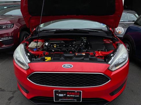 Used 2015 Ford Focus SE FWD image 78