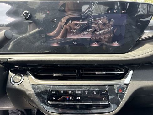 New 2026 Buick Envista Avenir FWD image 18