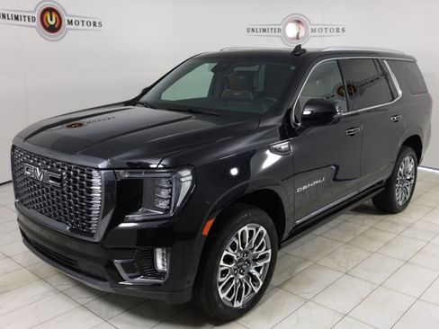 Used 2024 GMC Yukon Denali Ultimate w/ LPO, Floor Liner Package AWD/4WD image 35