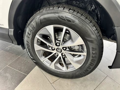 Used 2017 Toyota RAV4 XLE w/ Protection Package image 30