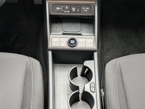 Certified 2024 Hyundai Kona SEL w/ Convenience Package image 18