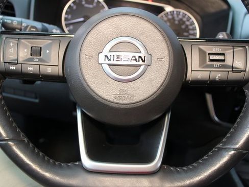 Used 2021 Nissan Rogue S image 18