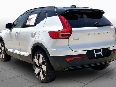 Used 2023 Volvo XC40 Recharge Ultimate AWD/4WD image 11