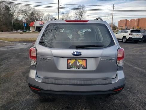 Used 2017 Subaru Forester 2.5i w/ Alloy Wheel Package image 4