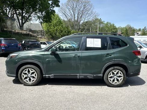 Certified 2023 Subaru Forester Premium AWD/4WD image 2