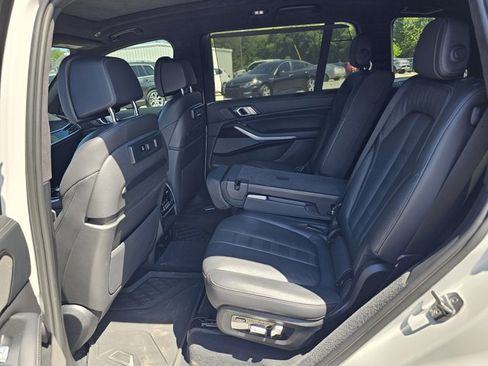 Used 2020 BMW X7 M50i w/ Dynamic Handling Package AWD/4WD image 73