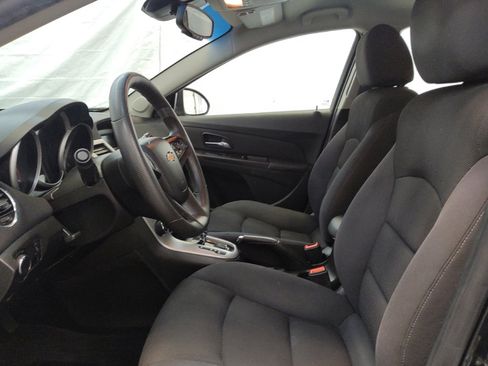 Used 2015 Chevrolet Cruze LT image 17