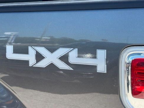 Used 2014 Ford F150 Platinum image 5