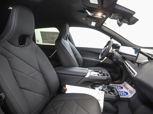 New 2026 BMW iX xDrive45 w/ Premium Package image 31