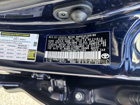 Certified 2022 Toyota Corolla LE image 33