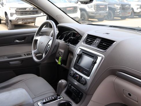 Used 2015 GMC Acadia SLE AWD/4WD image 34