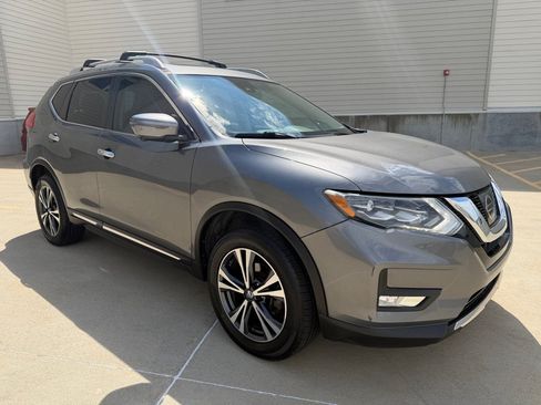 Used 2017 Nissan Rogue SL w/ SL Premium Package AWD/4WD image 1