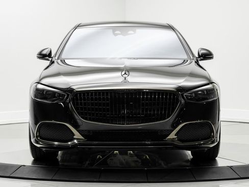 Used 2024 Mercedes-Benz Maybach S 680 4MATIC image 2