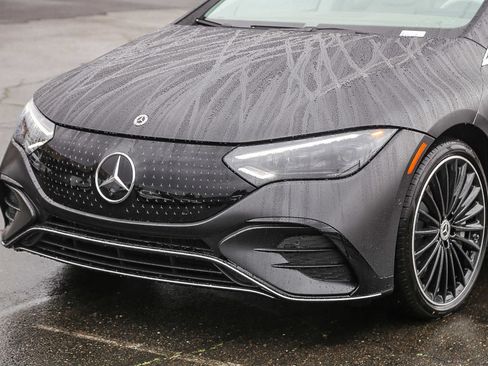 Used 2024 Mercedes-Benz EQE 350+ 4MATIC Sedan image 7