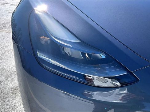 Used 2023 Tesla Model Y Long Range image 27