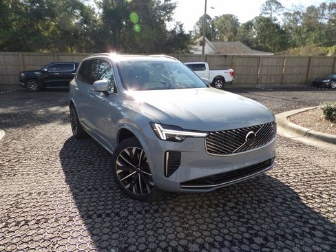 New 2026 Volvo XC90 T8 Ultra w/ Protection Package Premier AWD/4WD image 1