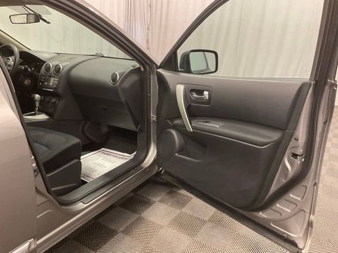 Used 2013 Nissan Rogue S w/ Special Edition Pkg image 29