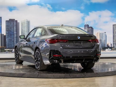 New 2026 BMW 430i xDrive w/ M Sport Package image 9