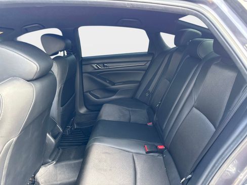 Used 2020 Honda Accord Sport image 12